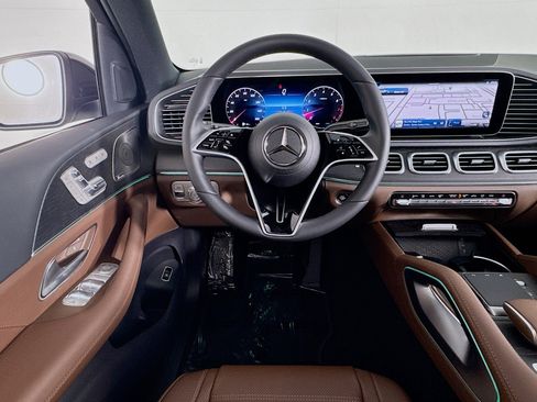 New 2026 Mercedes-Benz GLE 580 4MATIC image 4