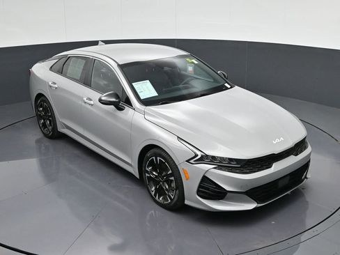 Used 2023 Kia K5 GT-Line image 32