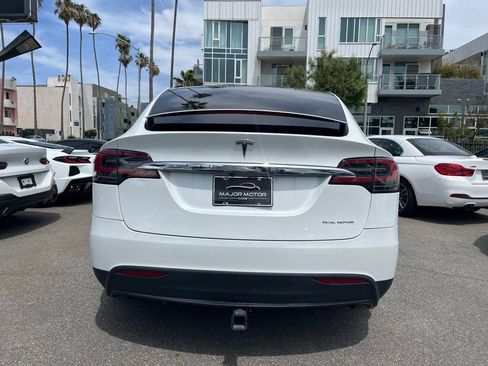 Used 2020 Tesla Model X Long Range image 6