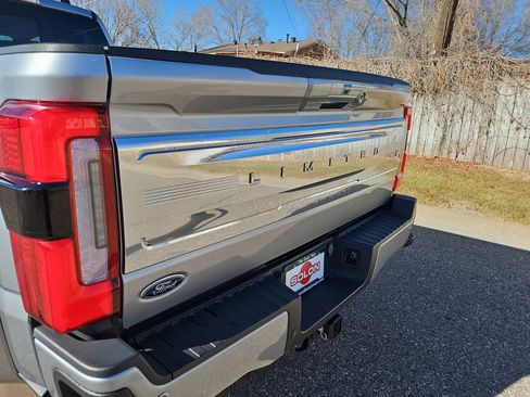 Used 2024 Ford F350 Limited w/ FX4 Off-Road Package image 40