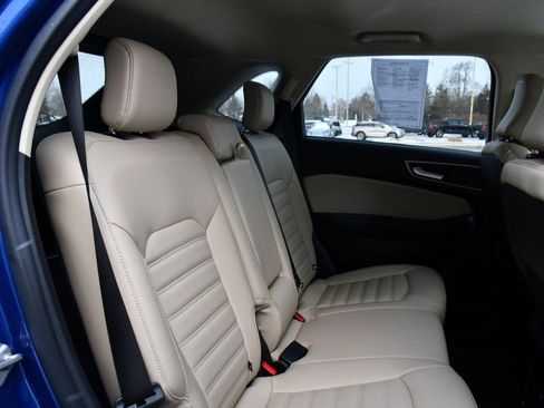 Used 2023 Ford Edge SEL w/ Convenience Package image 17