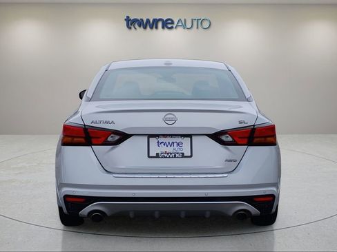 Used 2023 Nissan Altima 2.5 SL image 4