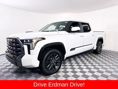 Used 2023 Toyota Tundra Platinum AWD/4WD image 3