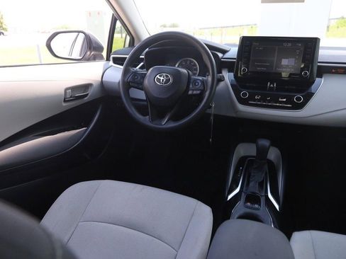 Used 2022 Toyota Corolla LE FWD image 20