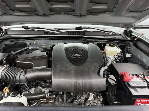 Used 2017 Toyota Tacoma TRD Pro image 25