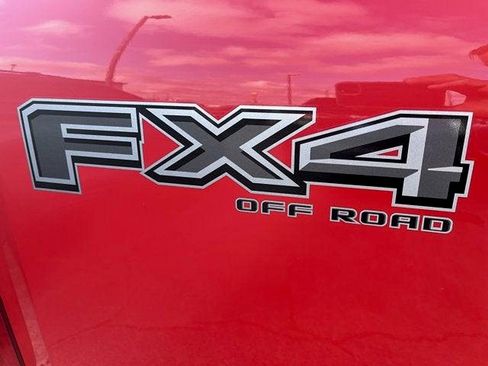 Used 2024 Ford F250 Lariat w/ Lariat Ultimate Package AWD/4WD image 14