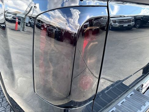 Used 2018 GMC Sierra 1500 Denali image 29