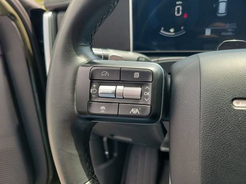 Used 2025 Hyundai Santa Fe SEL FWD image 23