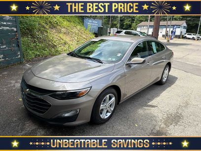 Used 2025 Chevrolet Malibu LS