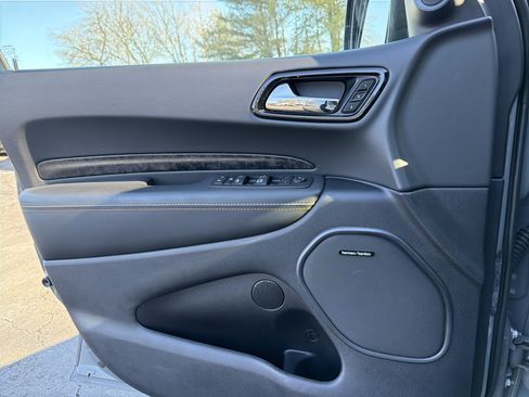 Certified 2025 Dodge Durango R/T image 39