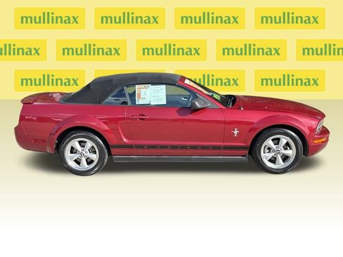 Used 2007 Ford Mustang Premium image 2