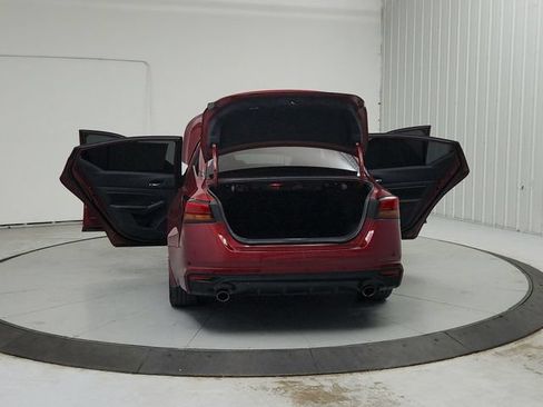 Used 2024 Nissan Altima 2.5 SR w/ SR Premium Package FWD image 15