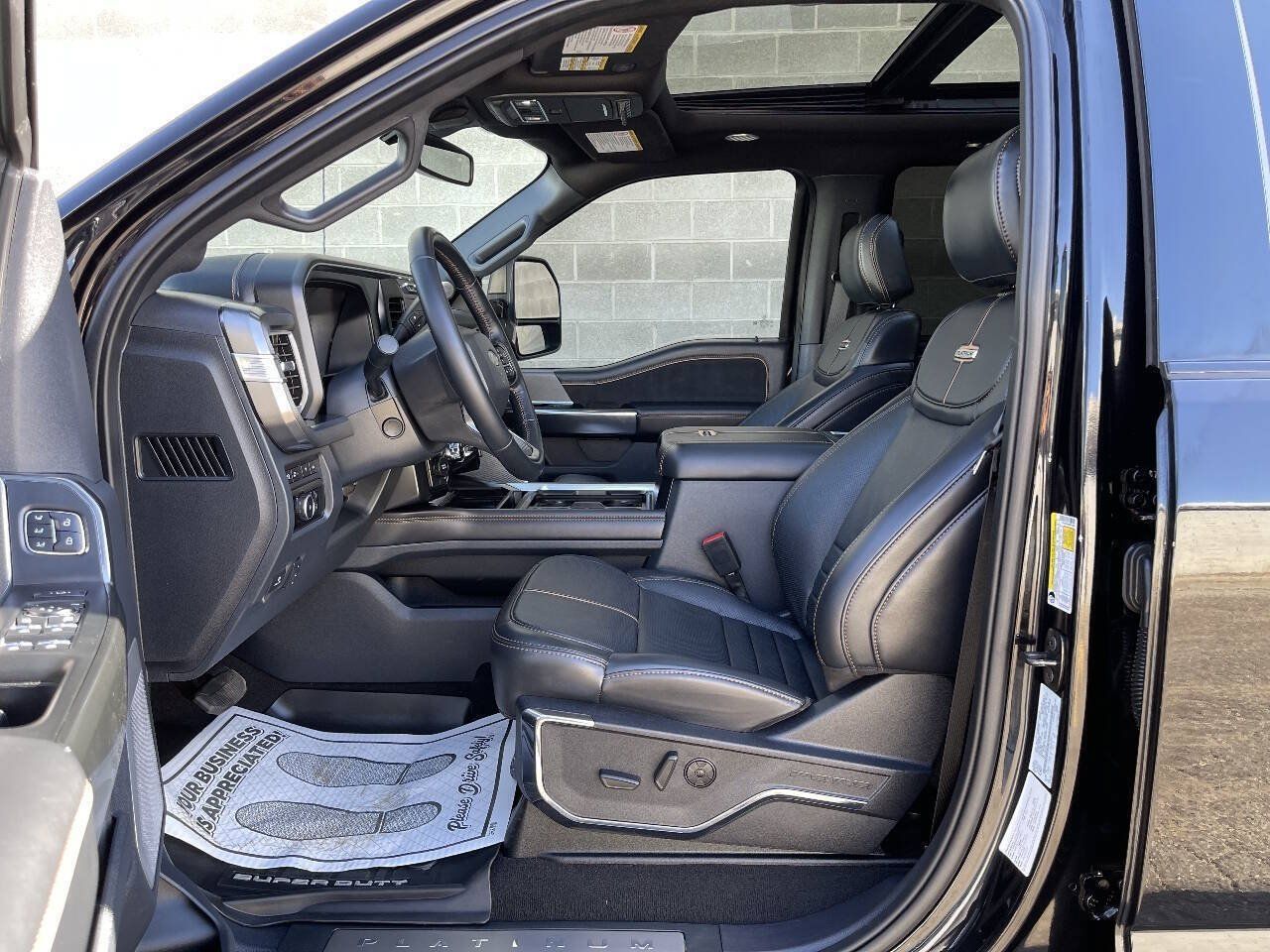 Used 2024 Ford F450 Platinum AWD/4WD image 22