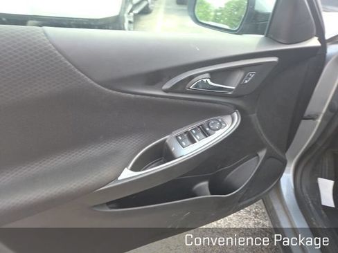 Used 2025 Chevrolet Malibu RS FWD image 9