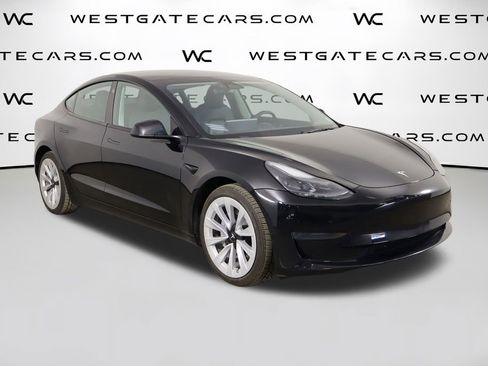 Used 2023 Tesla Model 3 Standard Range image 49