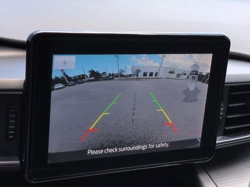 Used 2021 Ford Explorer XLT w/ Equipment Group 202A RWD image 21