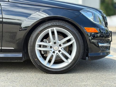Used 2014 Mercedes-Benz C 250 Sedan image 31