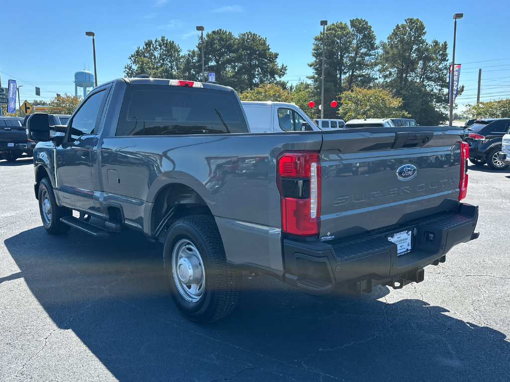 New 2025 Ford F250 XL w/ 360-Degree Camera Package RWD image 5