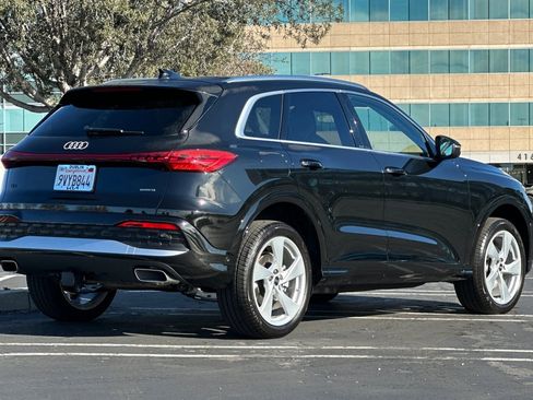 Used 2025 Audi Q5 Premium Plus w/ Premium Plus image 4