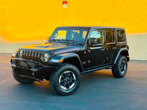 Used 2019 Jeep Wrangler Unlimited Rubicon AWD/4WD image 4