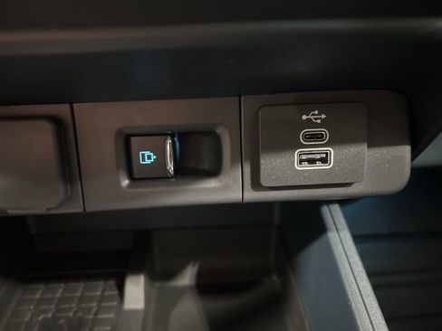 New 2025 Ford Maverick Tremor image 25