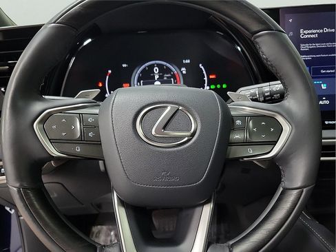 Used 2024 Lexus RX 350 FWD w/ Convenience Package image 17