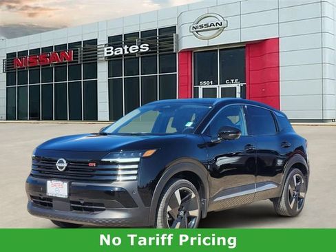 Certified 2025 Nissan Kicks SR w/ Illumination Package AWD/4WD image 2