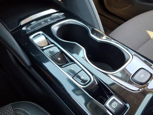 Used 2022 Buick Envision Preferred image 28