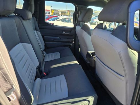 Used 2024 Toyota Tacoma TRD Sport image 8