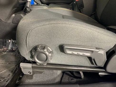 Used 2024 Jeep Wrangler Sport AWD/4WD image 19