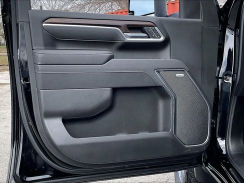 Certified 2025 GMC Sierra 2500 SLT w/ Texas SLT Premium Package image 21