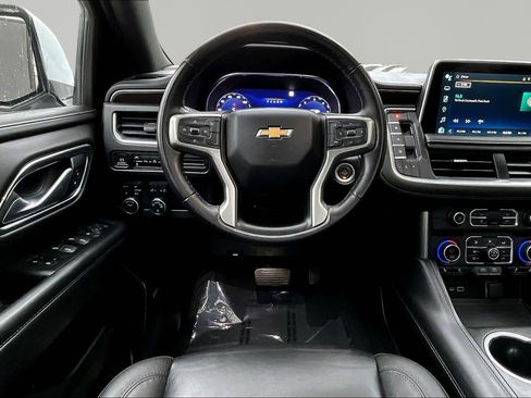 Used 2022 Chevrolet Suburban LT AWD/4WD image 8