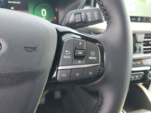 New 2025 Ford Escape Platinum w/ Premium Technology Package image 19