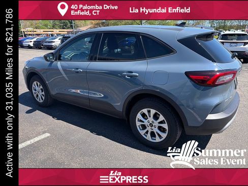 Used 2025 Ford Escape Active AWD/4WD image 5