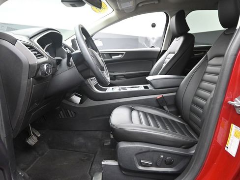 Used 2021 Ford Edge SEL w/ Convenience Package image 15