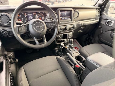 Used 2023 Jeep Wrangler Unlimited Sport image 10