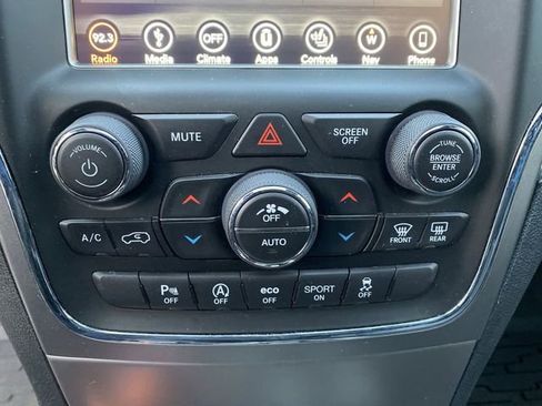 Used 2018 Jeep Grand Cherokee Limited image 20