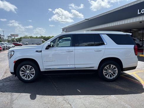 Used 2023 GMC Yukon SLT image 11