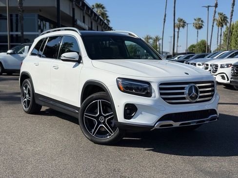 Certified 2026 Mercedes-Benz GLB 250 image 1