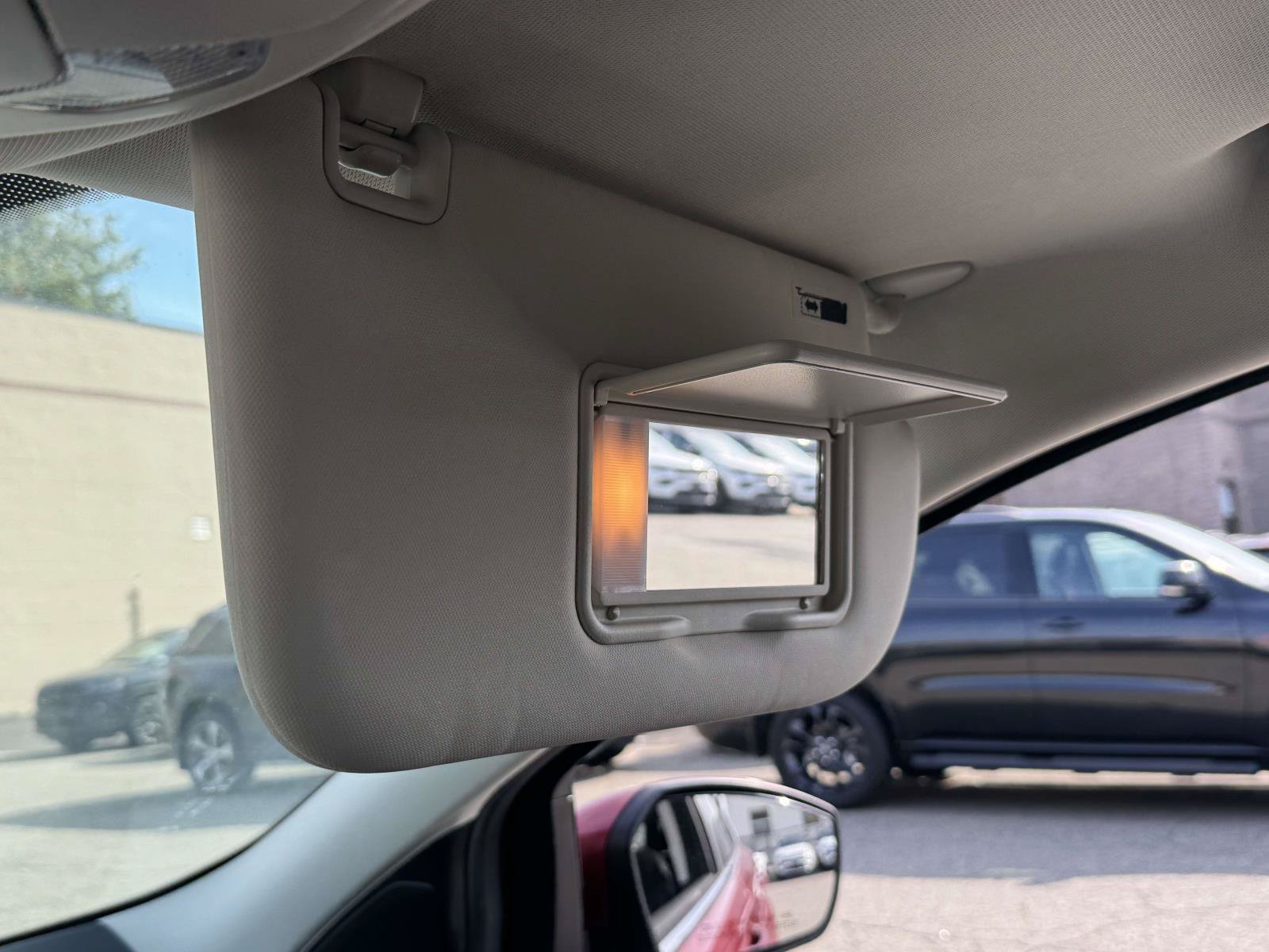 Used 2019 Ford Escape Titanium AWD/4WD image 10