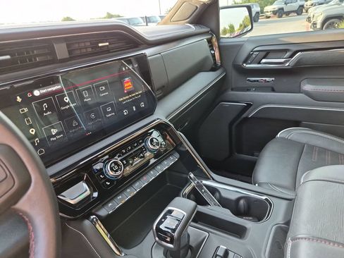Used 2024 GMC Sierra 1500 AT4X w/ AT4X AEV Edition AWD/4WD image 28