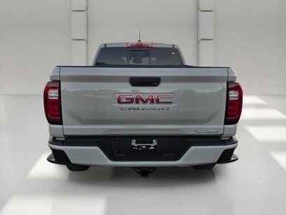 New 2026 GMC Canyon Elevation w/ Convenience Package