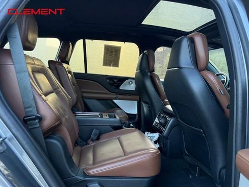 Used 2021 Lincoln Aviator Reserve w/ Equipment Group 208A image 13