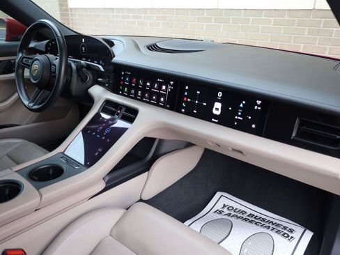 Used 2020 Porsche Taycan 4S w/ Premium Package AWD/4WD image 32