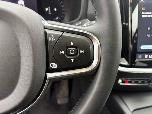 Used 2025 Volvo S60 B5 Core image 18