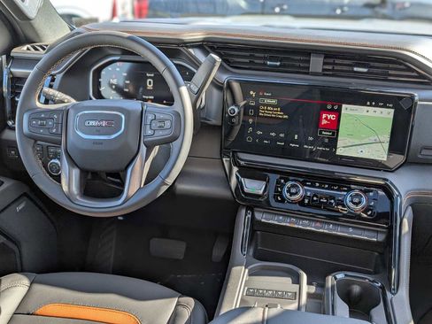 New 2026 GMC Sierra 2500 AT4 AWD/4WD image 5
