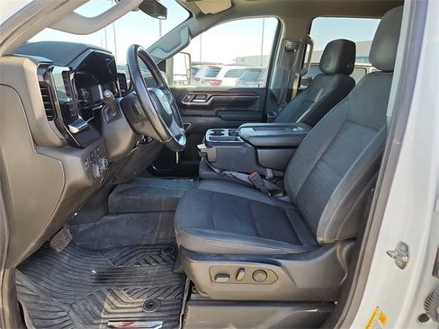 Used 2024 Chevrolet Silverado 2500 LT image 11