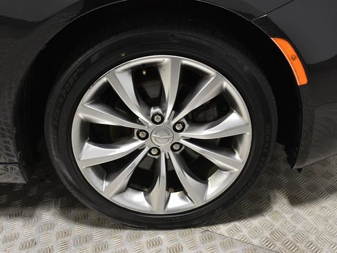 Used 2015 Chrysler 200 S w/ Comfort Group image 35