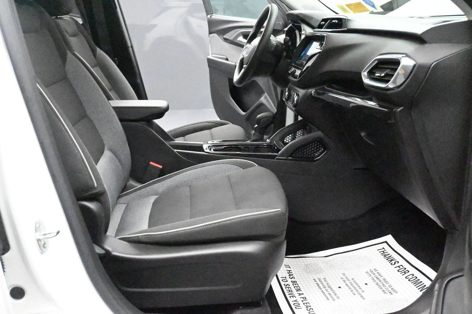 Used 2023 Chevrolet TrailBlazer LT w/ Convenience Package FWD image 22