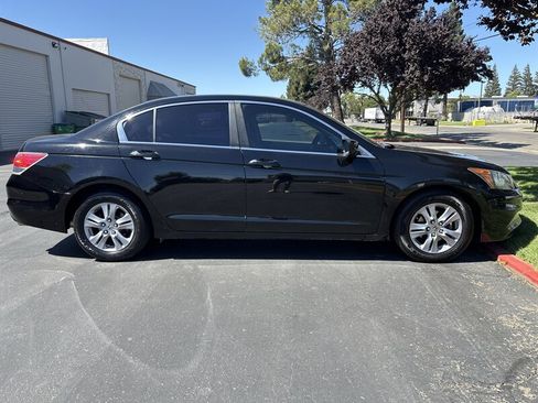 Used 2011 Honda Accord SE image 12